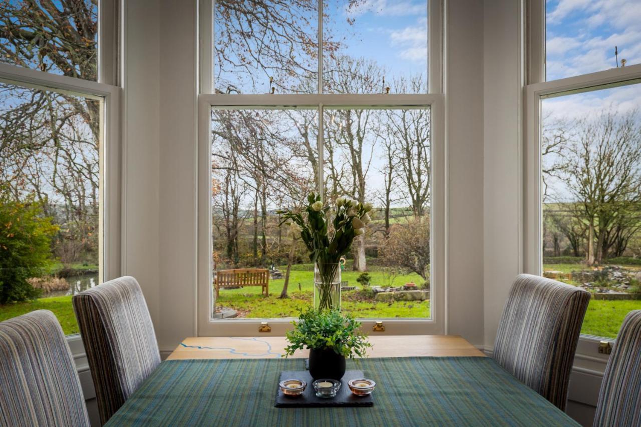 Caemorgan Mansion Otel Cardigan Dış mekan fotoğraf
