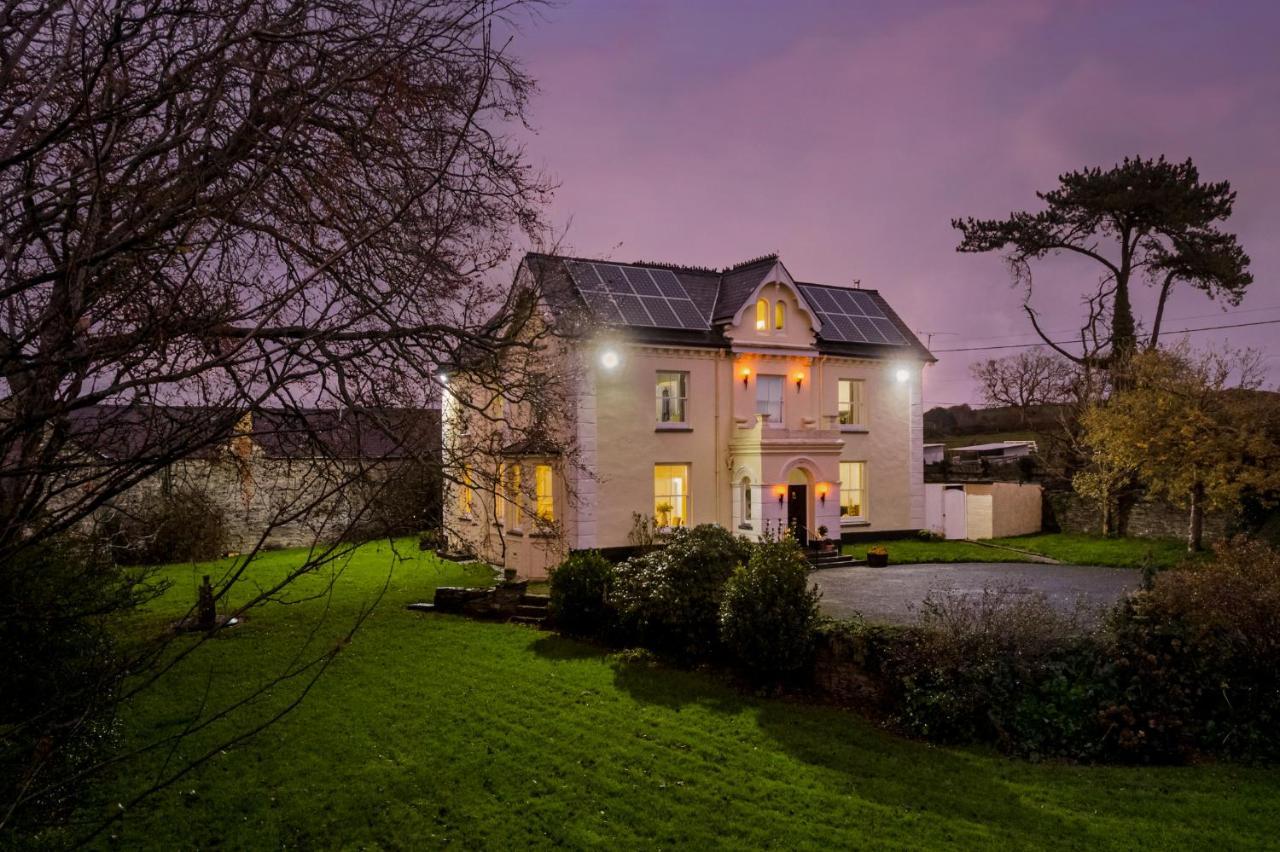 Caemorgan Mansion Otel Cardigan Dış mekan fotoğraf